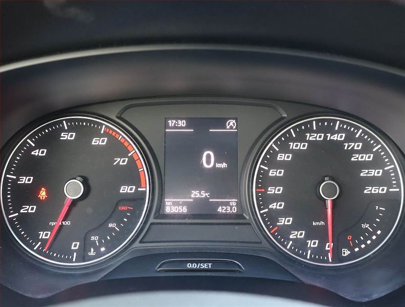 Seat Leon (2016) 1.4 TSI, Tempomat - fotka 11 z 16