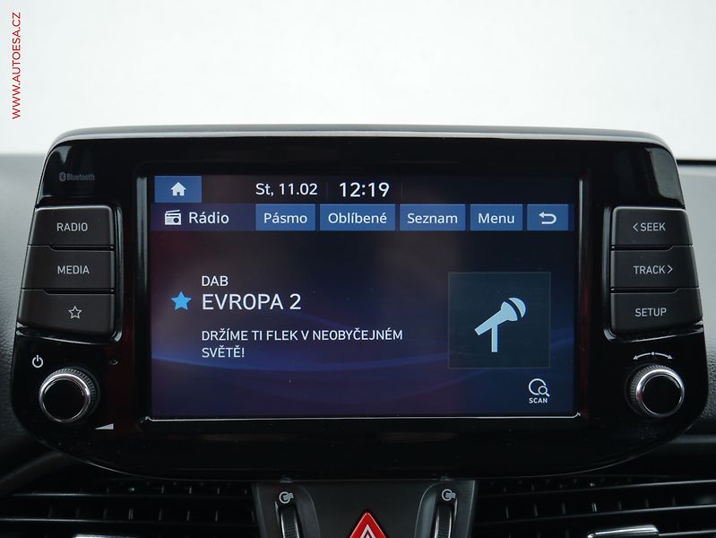 Hyundai i30 (2020) 1.5 DPi, ČR, Comfort, kamera - fotka 18 z 21