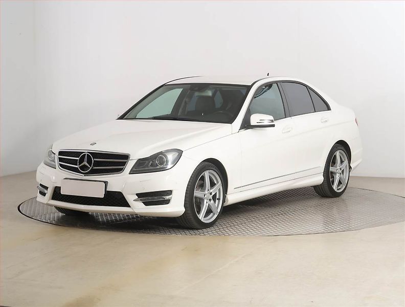 Mercedes-Benz Třídy C (2014) C 180 CDI, Automat, Serv.kniha - fotka 2 z 19