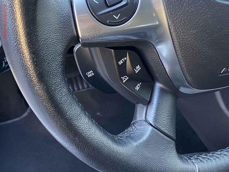 Ford Focus (2014) 1.0 EB, Titanium, bixen, navi - fotka 13 z 19