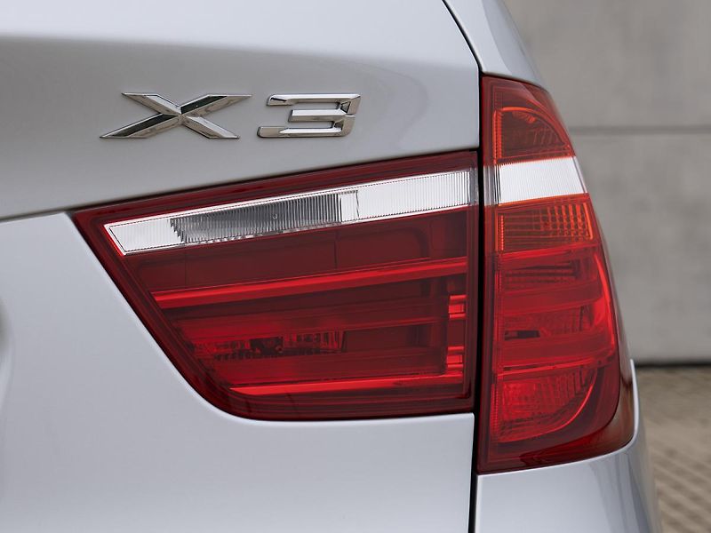 BMW X3 xDrive20d (F25) Model M Sport - fotka 30 z 31