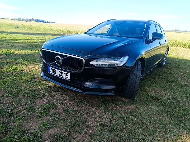 Volvo V90 (2018) Volvo V90 T4 2.0 Automat BA - fotka 16 z 18