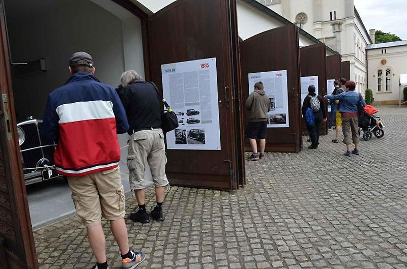 Z výstavy S prezidentem do Lán aneb prezidentské automobily ze sbírek Národního technického muzea.