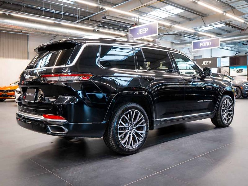 Jeep Grand Cherokee (2021) 5.7 Summit Reserve L V8 HeadUp - fotka 9 z 46