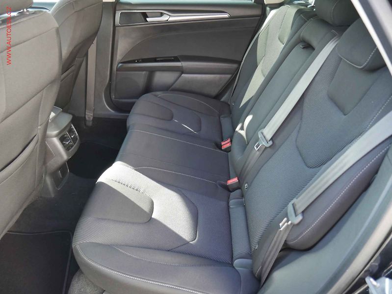 Ford Mondeo (2016) 2.0 TDCi, ČR, AT - fotka 10 z 19