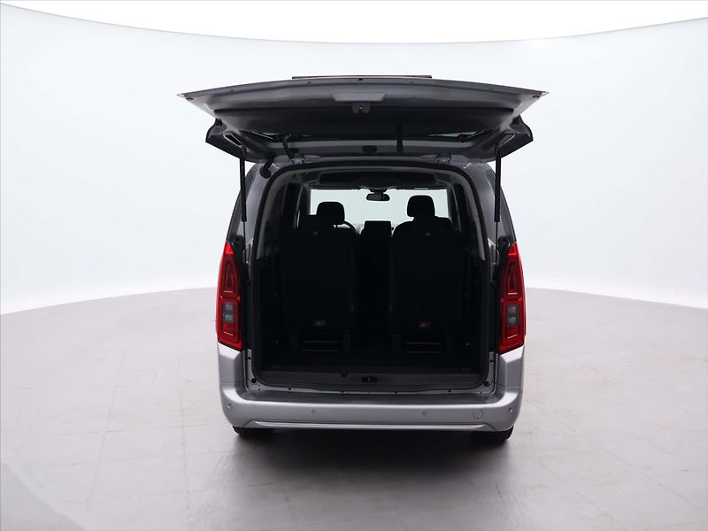 Toyota ProAce City Verso 1,2 T 130k Aut. L2 Family DPH - fotka 9 z 32