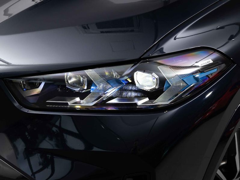 BMW X5 xDrive50e - fotka 8 z 24