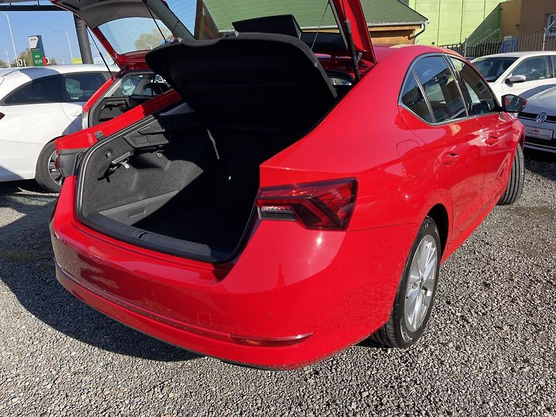 Škoda Octavia 2.0 TDi STYLE-NAVI-DPH-Top-ČR! - fotka 3 z 35