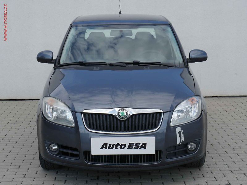 Škoda Fabia (2009) 1.2HTP, ČR, servis.kniha - fotka 2 z 14