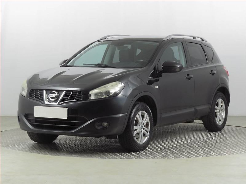 Nissan Qashqai (2010) 1.6, LPG, Serv.kniha, Tempomat - fotka 2 z 17
