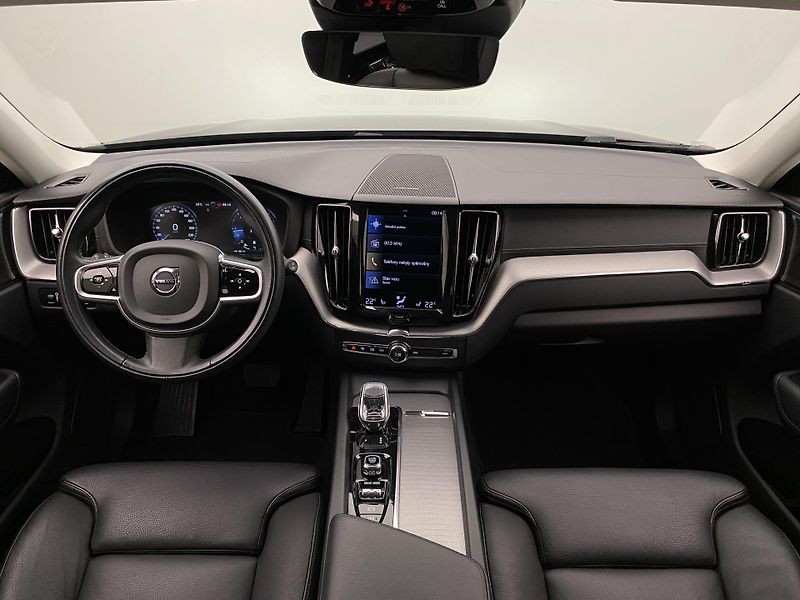 Volvo XC60 B5 AWD INSCRIPTION AUT  - fotka 2 z 51