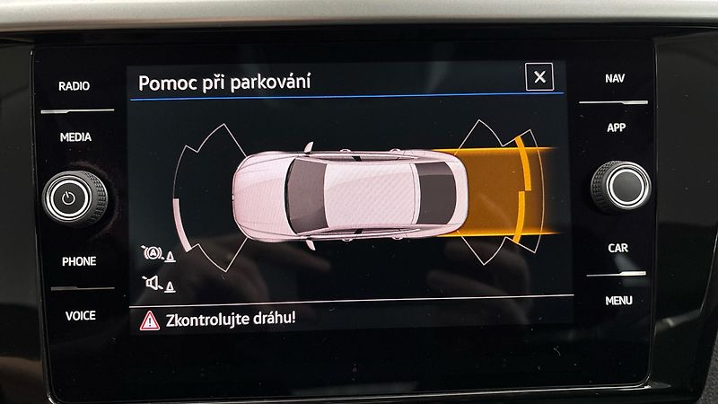 Volkswagen Arteon 2.0 TDI DSG Elegance - fotka 12 z 27