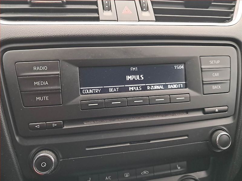 Škoda Octavia (2014) Style 1.6 TDI, Serv.kniha - fotka 12 z 16