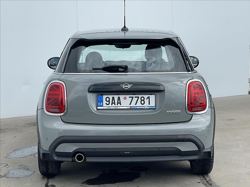 Mini Cooper 1,5 PDC - fotka 22 z 22