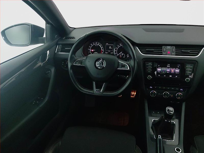 Škoda Octavia (2014) RS 2.0 TDI, Kůže, Bi-Xenony - fotka 7 z 19