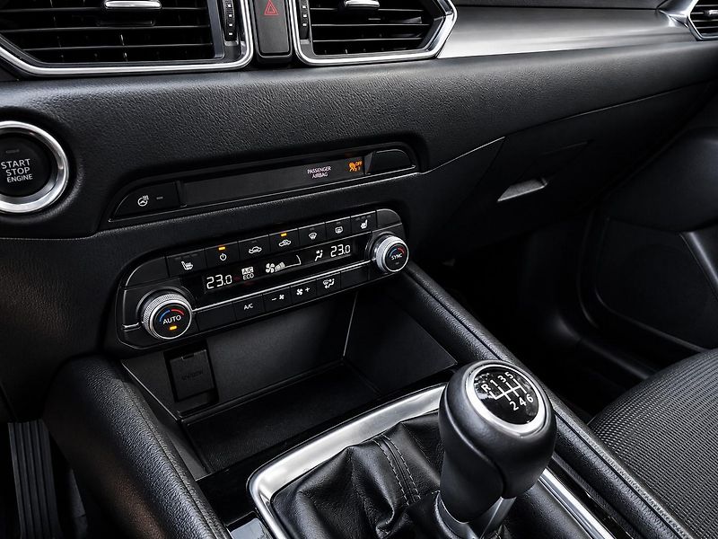 Mazda CX-5 (2023) 2.0i 121kW SKYACTIV-G - fotka 23 z 28