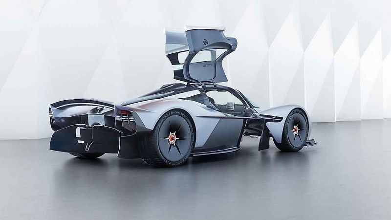 Aston Martin Valkyrie.