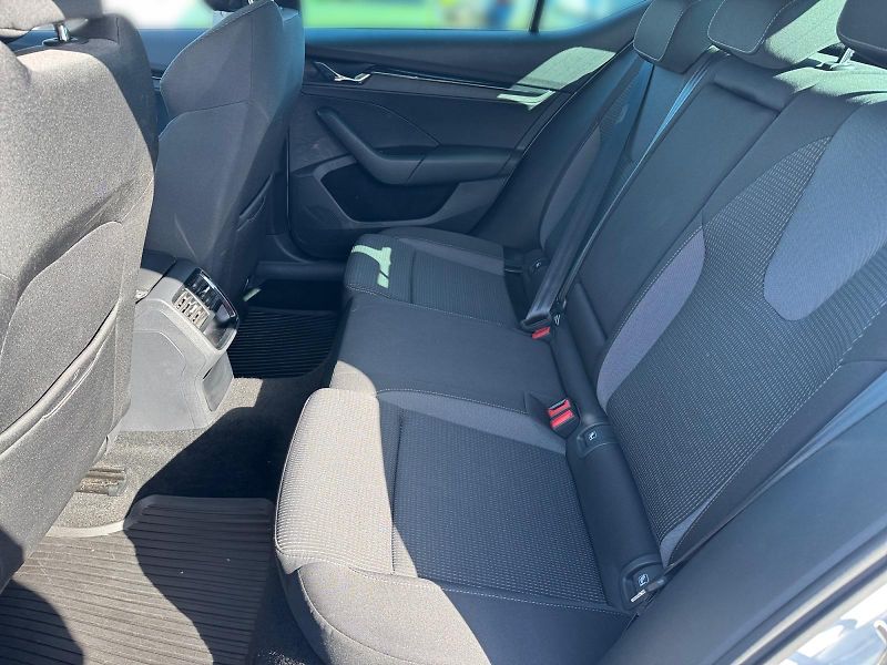 Škoda Octavia (2021) AMBITION 1.5TSI 110kW CZ DPH - fotka 8 z 11