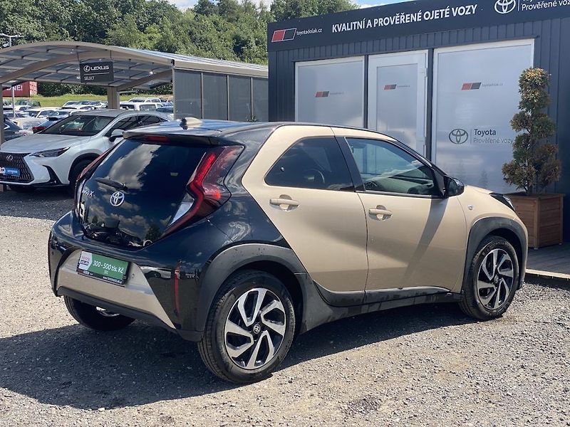 Toyota Aygo 1.0i, ČR, Style Tech, záruka - fotka 7 z 16