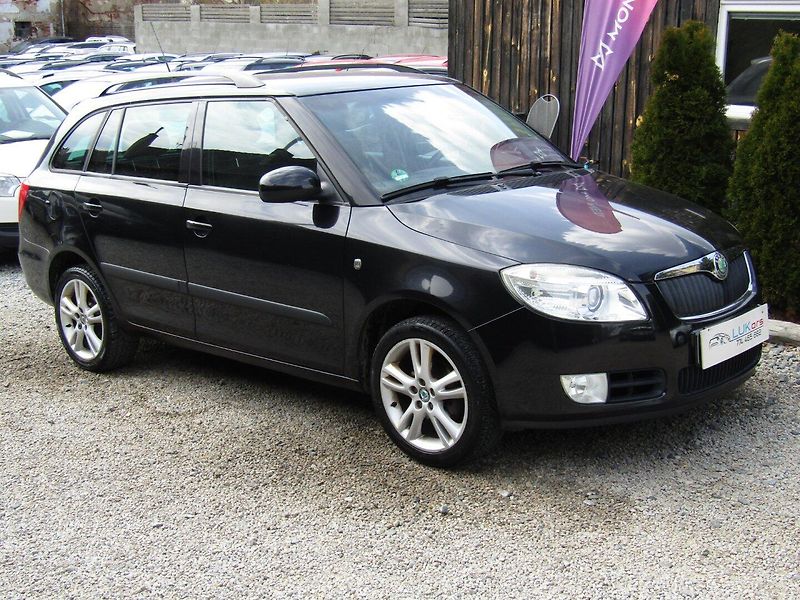 Škoda Fabia (2008) 1.4 16V  63kW  SPORT - fotka 7 z 38