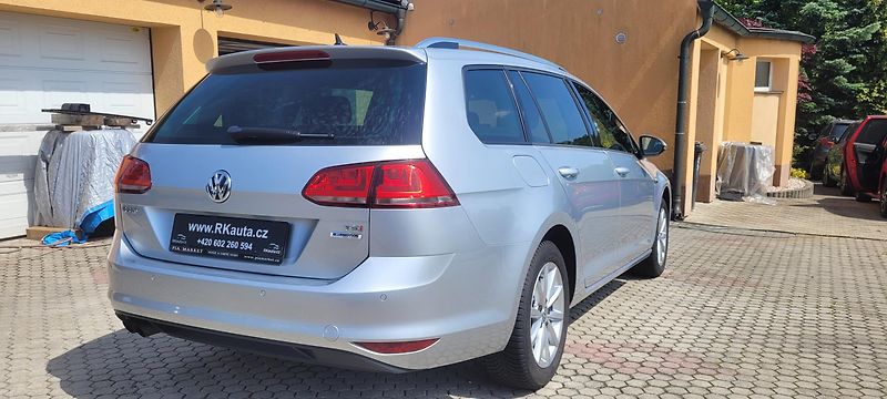 Volkswagen Golf (2016) 1,4TSi 92kW benzín DSG Lounge - fotka 5 z 37