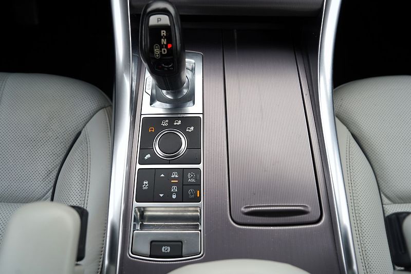 Land Rover Range Rover Sport 3.0 SDV6, ČR/260PS/LED/HSE - fotka 33 z 40