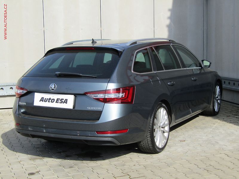 Škoda Superb (2016) 2.0TDi, AT, navi, bixen - fotka 4 z 20