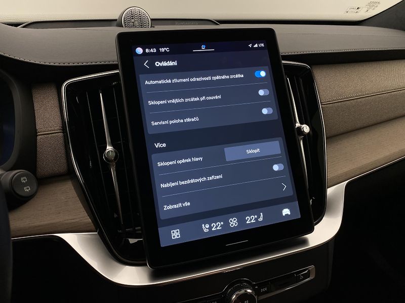 Volvo XC90 T8 AWD RECHARGE REZERVACE - fotka 58 z 73
