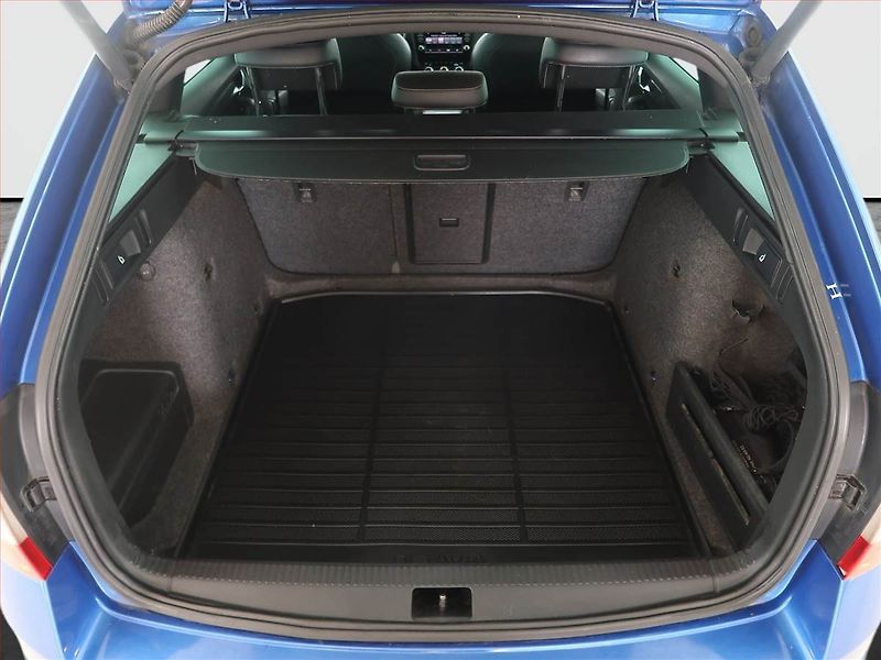 Škoda Octavia (2013) RS 2.0 TDI, Navi, Xenony - fotka 14 z 25