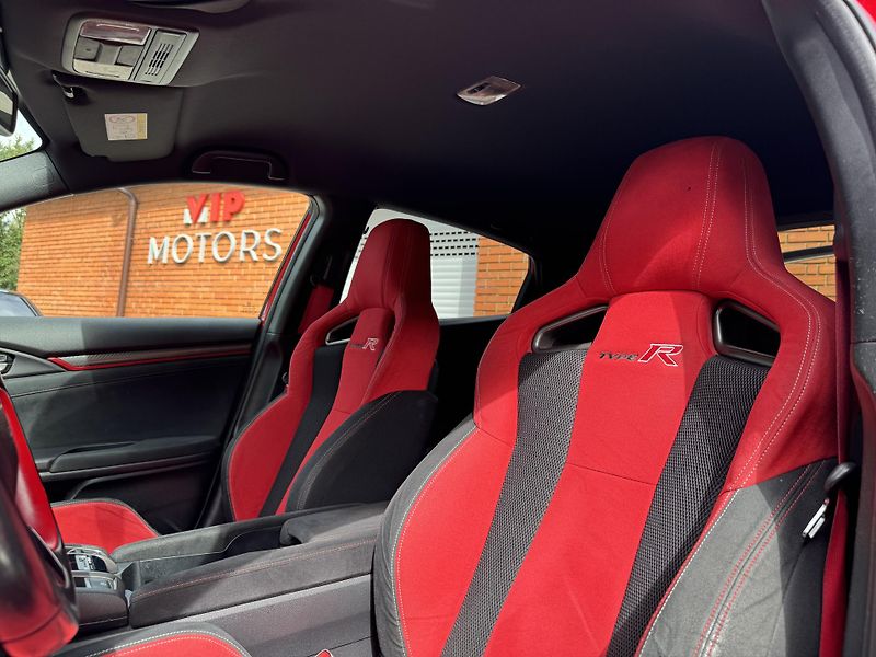 Honda Civic TYPE R - 364PS - R19 - fotka 18 z 33