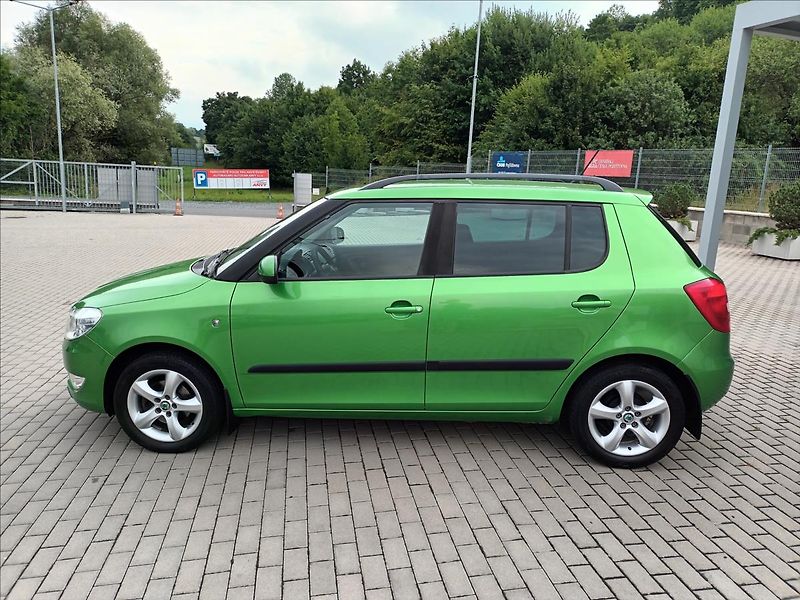Škoda Fabia 1,2 TSI,KLIMA,TZ,VÝHŘEV,KOLA - fotka 8 z 46