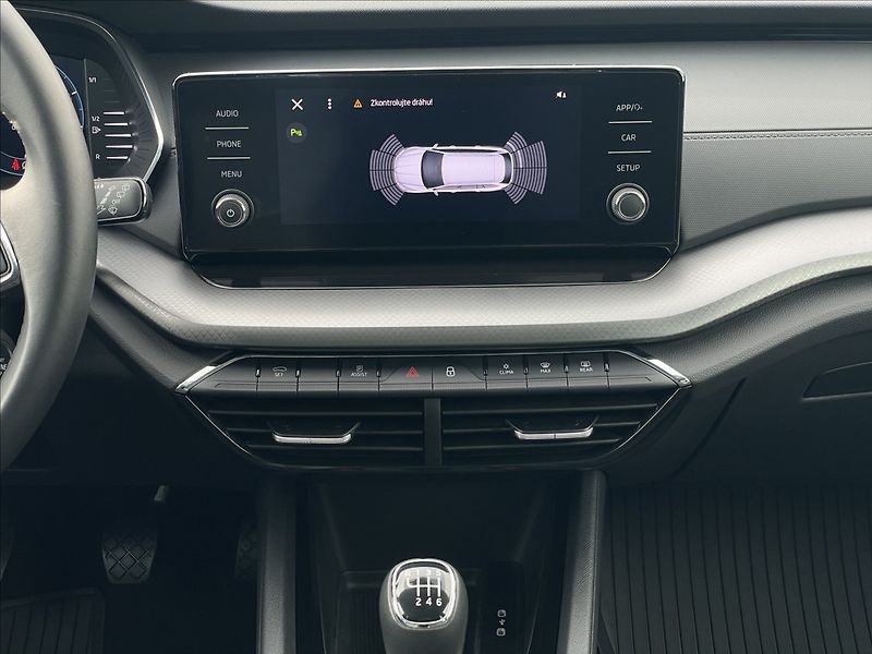 Škoda Octavia 2,0 TDI Combi Ambition Plus - fotka 12 z 24