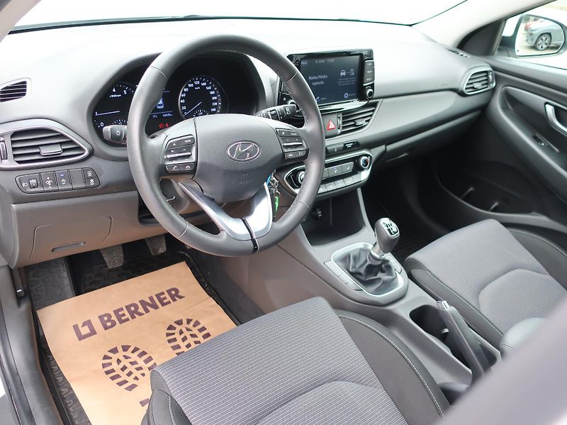 Hyundai i30 WG 1.0T-GDi 88kW COMFORT - fotka 9 z 28