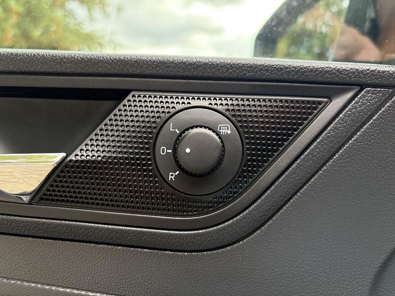 Škoda Rapid 1.0 TSi Clever - fotka 25 z 29