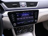 Škoda Superb 2,0 TDI  110 kW DSG DPH CZ - náhled 25