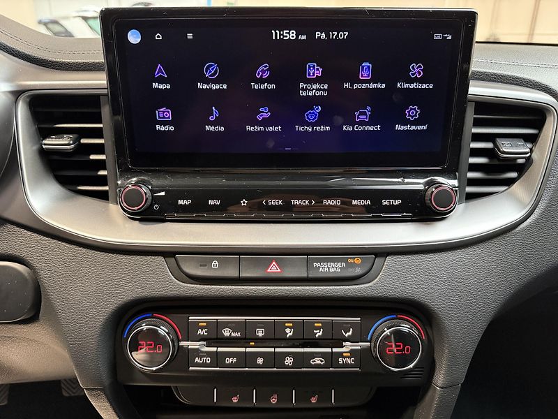 Kia Ceed 1.5 T-GDI 118kW Top SW - fotka 7 z 13