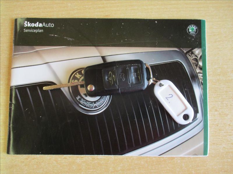Škoda Fabia 1,4 i 16v, eleg.,klima,servis, - fotka 26 z 33