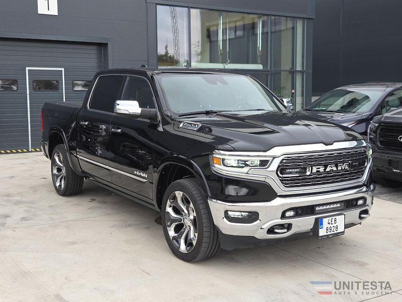 Dodge RAM (2022) RAM 1500 Limited V8 - fotka 3 z 14