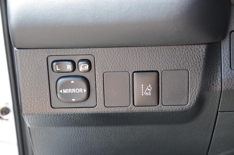 Toyota RAV4 2.5HSD 114kW - fotka 20 z 22