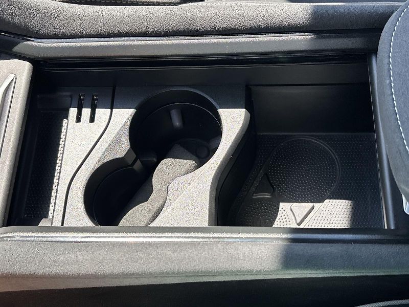 Škoda Kodiaq (2025) 2.0 TDI 4x4 DSG Sportline - fotka 23 z 30
