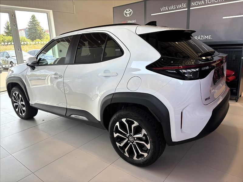 Toyota Yaris Cross 1,5 Style 130k - fotka 5 z 7