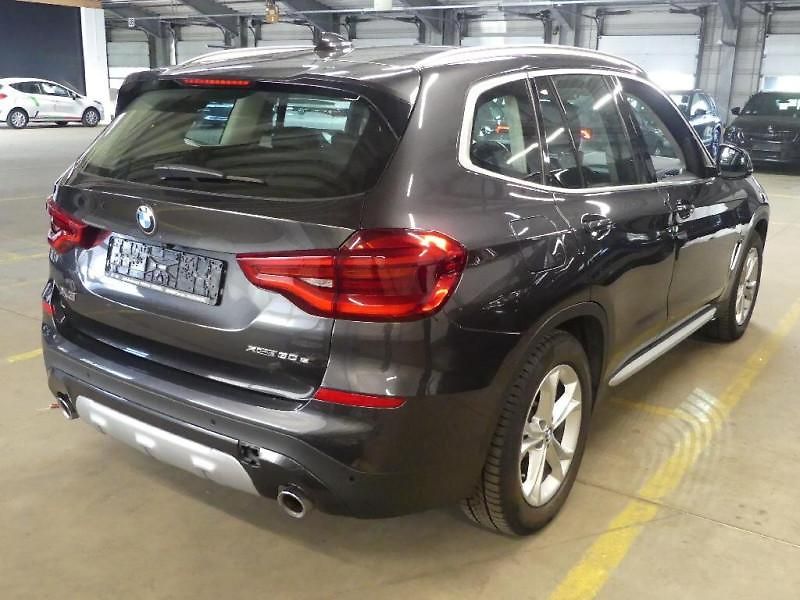 BMW X3 30e xDrive 1. majitel  - fotka 2 z 8