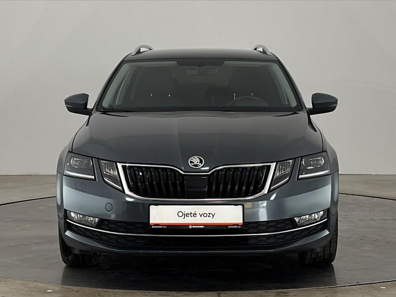 Škoda Octavia Style DSG - fotka 4 z 30