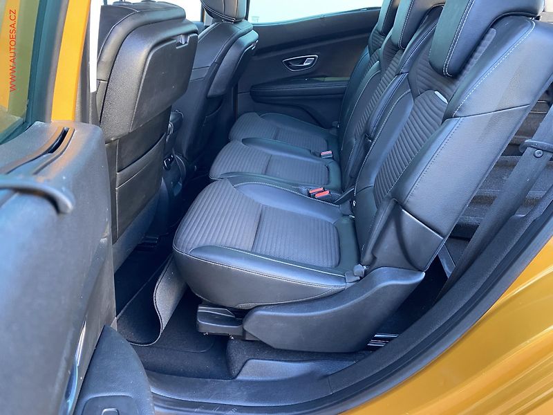 Renault Scénic (2017) 1.2TCe, Intense, navi, +ALU - fotka 10 z 17