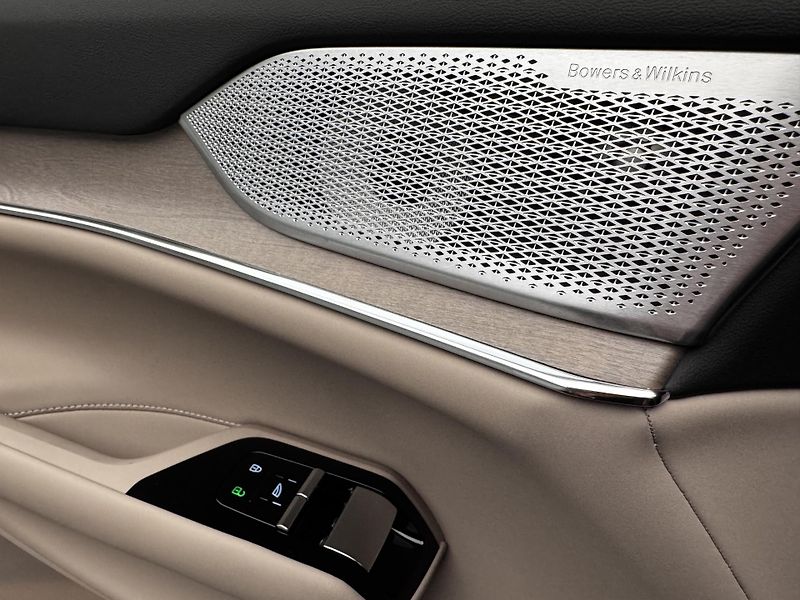 Volvo EX90 (2026) PURE ELECTRIC TWIN ULTRA 7míst - fotka 21 z 27