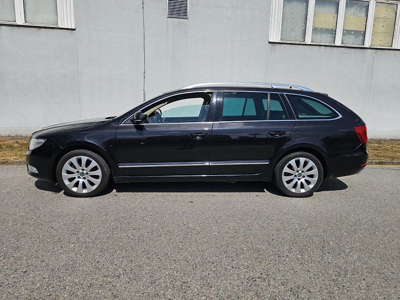 Škoda Superb (2010) 2 2.0 TDI DSG TAŽNÉ  - fotka 2 z 18