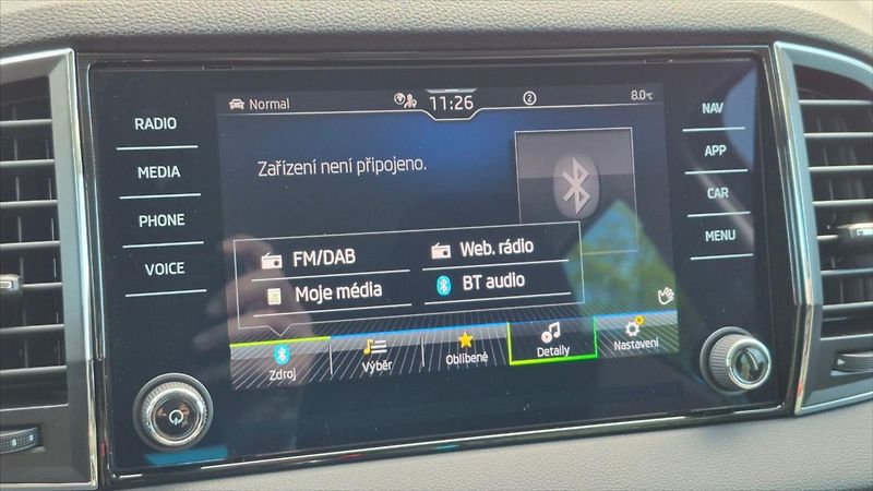 Škoda Karoq 2,0 TDI 110kW Style Exclusive - fotka 25 z 30