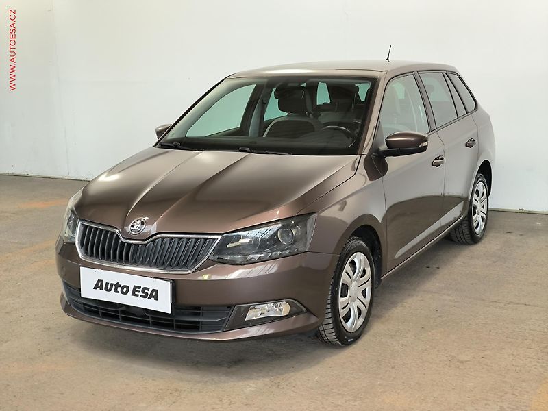 Škoda Fabia (2015) 1.2 TSI, ČR, AC, tempo, park - fotka 3 z 17