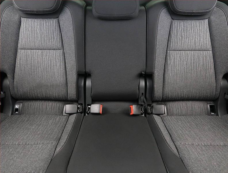 Škoda Karoq (2018) 1.6 TDI, Automat, Serv.kniha - fotka 10 z 23