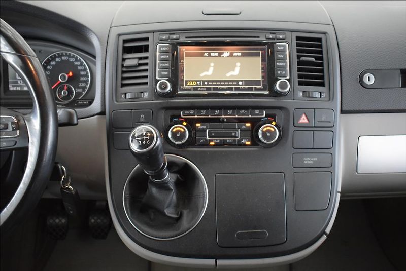 Volkswagen California 2,0 TDI, NAVI,serviska, - fotka 26 z 44